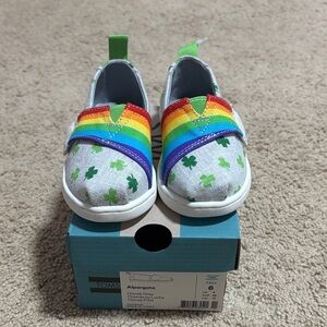 TOMS Kids' Rainbow and Clover Sneakers